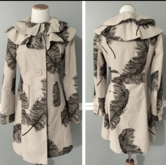 Anthropologie Elevenses Ruffle Plume Coat as seen in the movie Chloe Seyfried - Picture 5 of 7
